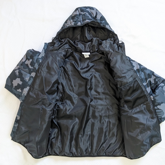 CHAMPION Hooded Puffer Winter Jacket - Picture 8 of 13